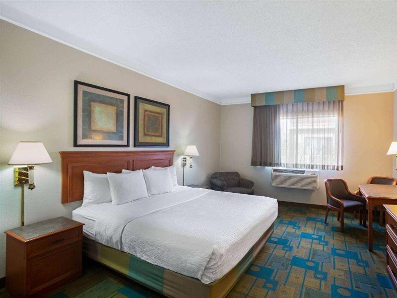 La Quinta By Wyndham Round Rock North Hotel Exterior foto